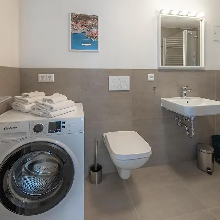 Zur Drehbrucke Malchow Apartment