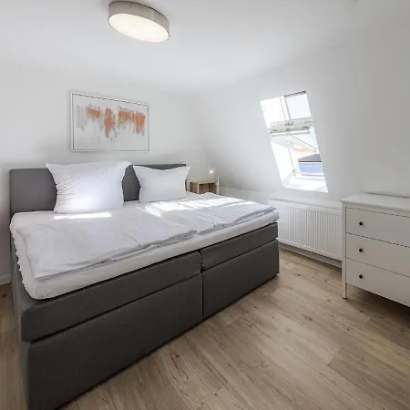 Zur Drehbrucke Malchow Apartment *