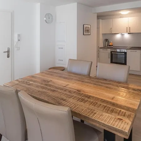 Zur Drehbrucke Malchow Apartment